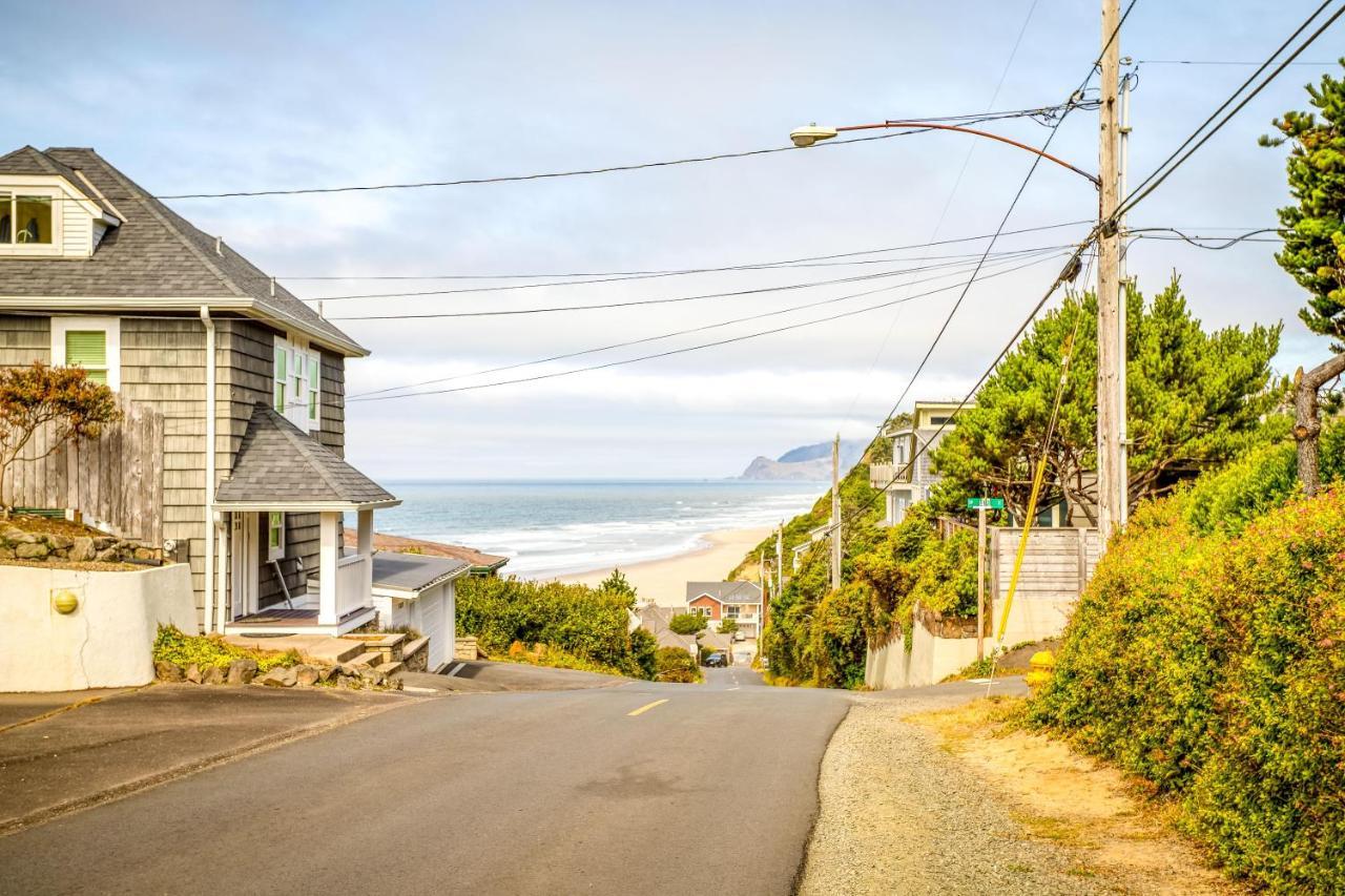 Bayfront Bungalow Villa Lincoln City Exterior photo